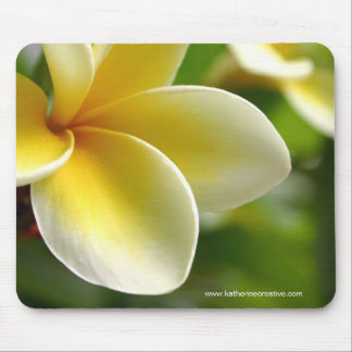 tapis de souris de frangipani