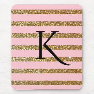 Tapis de souris décoré d'un monogramme rayé