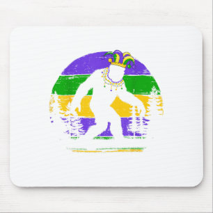 Tapis De Souris Dessin de Bigfoot Mardi Gras Sasquatch drôle
