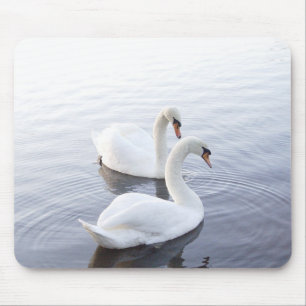 Tapis De Souris Deux bains nager sur le lac Tranquil