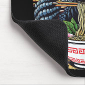 Tapis De Souris Dragon mangeant des ramen  (Coin)