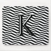 Tapis De Souris Élégant noir blanc Chevron Stripe Monogramme perso (Devant)