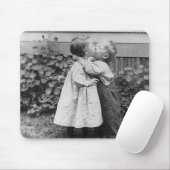 Tapis De Souris Elle obtient le penny, il obtient le baiser (Avec souris)