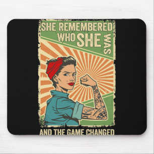Tapis De Souris Elle se souvint de qui elle était et le jeu change