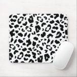 Tapis De Souris empreinte de léopard personnalisable<br><div class="desc">Un design moderne simple mais frappant avec un motif empreinte de léopard. Entièrement personnalisable: vous pouvez changer les couleurs des arrière - plans et des taches pour créer votre propre design.</div>