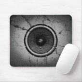 Tapis De Souris Enceinte sur un mur fissuré (Avec souris)