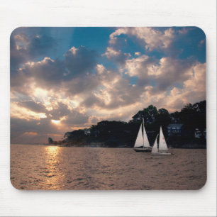 Tapis De Souris États-Unis, Massachusetts. Voile au coucher du sol