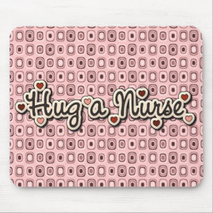 Tapis De Souris Étreinte d'amour d'infirmière une infirmière