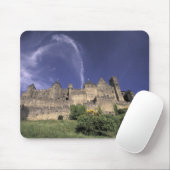 Tapis De Souris Europe, France, Languedoc; Aude; Carcassonne, (Avec souris)