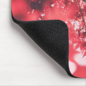 Tapis De Souris Feuilles de Érable Rouge sur Rose (Coin)