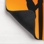 Tapis De Souris Fille surfeuse au coucher du soleil avec planche d (Coin)