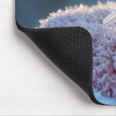 Tapis De Souris Flocon de neige sur un gant rose (Coin)