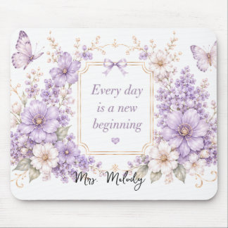 Tapis de souris floral violet en soie modifiable