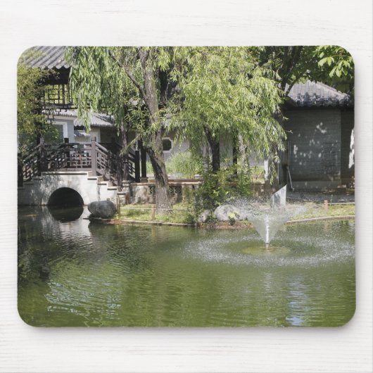 Tapis De Souris Fontaine magique dans un jardin chinois (Devant)