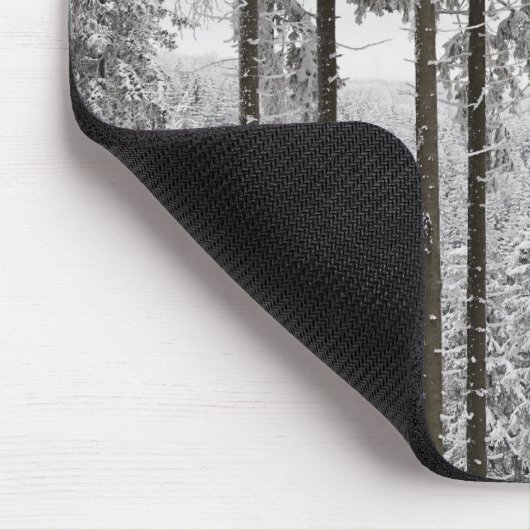 Tapis De Souris Forêt à feuillage persistant en hiver (Coin)