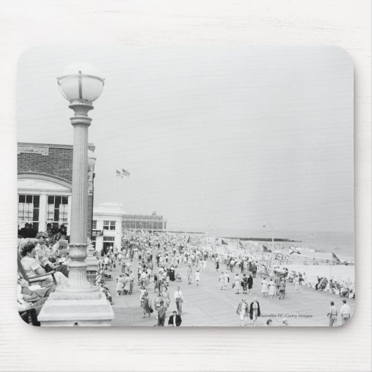Tapis De Souris Foules sur l'esplanade (Devant)