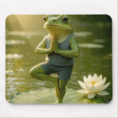 Tapis De Souris Frog In a Yoga Tree Pose (Devant)