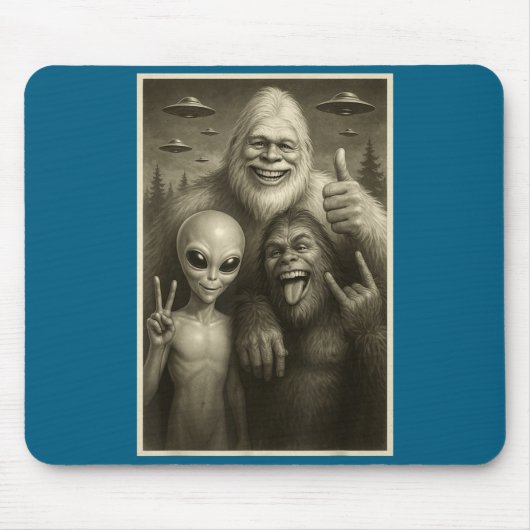 Tapis De Souris Funny Bigfoot, Alien, &amp; Yeti Sasquatch Rock On (Devant)