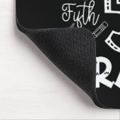 Tapis De Souris Funny Fifth Grade Doodle Tygraphy Birthday Design  (Coin)