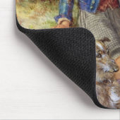 Tapis De Souris Garçon écossais avec des chiens-loup dans un (Coin)
