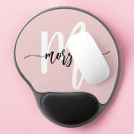 Tapis De Souris Gel Pink Modern Script Girl Monogramme Nom<br><div class="desc">Élevez votre espace de travail avec le Pink Modern Script Girly Monogram Nom Gel Mouse Pad. Ce coussin élégant est décoré dans un style rose vif chic avec un élégant monogramme de script moderne, ajoutant une touche personnalisée à votre bureau. Le coussin rempli de gel offre un support au poignet...</div>