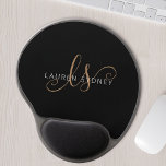 Tapis De Souris Gel Script féminin Black Gold moderne Monogramme<br><div class="desc">Script Feminine Noir moderne Monogrammé Gel Pad Souris. Personnalisez facilement ce tapis de souris gel moderne et élégant avec votre monogramme et votre nom personnalisés.</div>