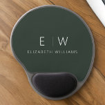 Tapis De Souris Gel Vert foncé Élégant Moderne Minimaliste Monogramme<br><div class="desc">Améliorez votre espace de travail avec notre Souris Monogram Moderne et Élégante. Ce tapis de souris sophistiqué allie élégance intemporelle et minimalisme contemporain, ajoutant une touche de raffinement à votre bureau. Conçu avec une attention minutieuse aux détails, ce tapis de souris est plus qu'un simple accessoire fonctionnel, c'est une déclaration...</div>