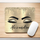 Tapis De Souris Gold Glitter Sparkle Eyelashes Monogram<br><div class="desc">Gold Faux Foil Parties scintillant d'étincelle métallique broyée Monogramme de métal brossé Nom et cils initiaux (cils),  Extensions d'éryélash et mousepad des yeux. Le design fait le cadeau parfait pour 16 ans,  mariage,  douche nuptiale,  anniversaire,  baby shower ou bachelorette pour quelqu'un à la recherche d'un style cool tendance.</div>