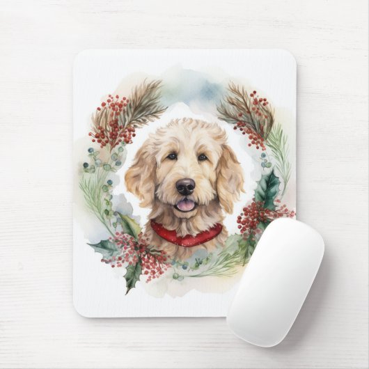 Tapis De Souris Goldendoodle Christmas Wreath Festive Pup (Avec souris)