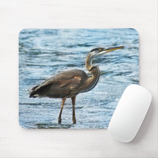 Tapis De Souris Grand Héron bleu dans l'eau bleue (Avec souris)