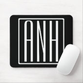 Tapis De Souris Gras moderne 3 initiales Monogramme | Blanc sur no (Avec souris)
