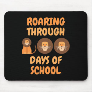 Tapis De Souris Gravement À Travers 100 Jours De Lions Scolaires E