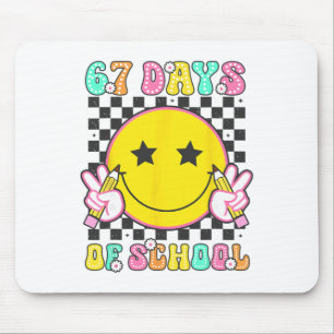 Tapis De Souris Groovy 67 Jours D'école Visage Souriant Enseignant