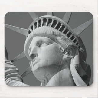Tapis De Souris Gros plan noir et blanc Statue de la Liberté
