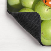 Tapis De Souris Gros plan sur les raisins verts Pinot Noir (Coin)