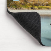 Tapis De Souris Guanaco traversant la rivière en Torres del Paine (Coin)