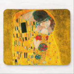 Tapis De Souris Gustav Klimt The Kiss<br><div class="desc">Mouse Pad featuring Gustav Klimt’s oil painting with gold leaf The Kiss (1908). A man and woman,  wearing brilliant golden colors,  lovingly embrace and kiss in a field of flowers. A great gift for fans of Art Nouveau and Austrian art.</div>