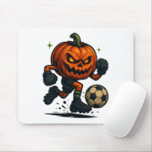 Tapis De Souris Halloween Scary Pumpkin Showing Soccer Skills Spoo (Avec souris)