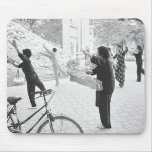 Tapis De Souris Hanoi Vietnam, Exercices du matin par Hoan Kiem