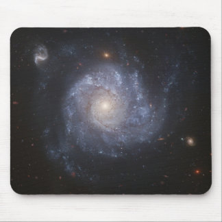 Tapis De Souris Hubble casse des images d'une galaxie