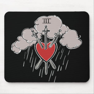 Tapis De Souris Illustration de tarot d'amour du 3 d'Épées