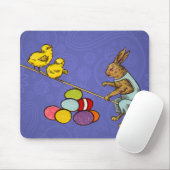 Tapis De Souris Illustration des oeufs de poulets lapins de Pâques (Avec souris)