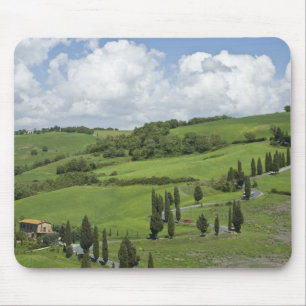 Tapis De Souris Italie, Toscane. La Foce. Une route courbe serpent
