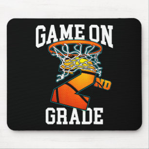 Tapis De Souris Jeu Sur Basketball De 2E Année Retour À L'École Ét