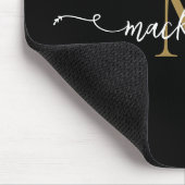 Tapis De Souris Joli Black Gold Script Typographie Monogramme (Coin)