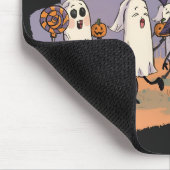Tapis De Souris Joli Ghost Kids Trick ou Treat Sous Lune Éffrayant (Coin)