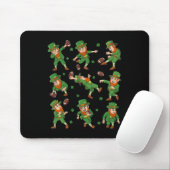 Tapis De Souris Jour de la Saint Patrick Leprechaun joueur de foot (Avec souris)