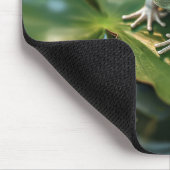 Tapis De Souris Joyeuse grenouille verte sur Lily Pad dans l'étang (Coin)
