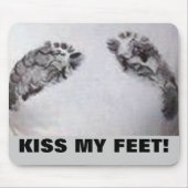 TAPIS DE SOURIS KISS MES PIEDS ! (Devant)