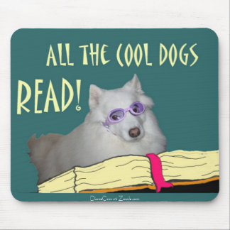Tapis De Souris La bibliothèque - Samoyed - les chiens frais a lu